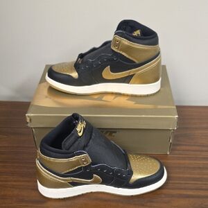 Air Jordan 1 Retro High GS Gold Black Women's 8.5/Youth 7 FD1437 071 New